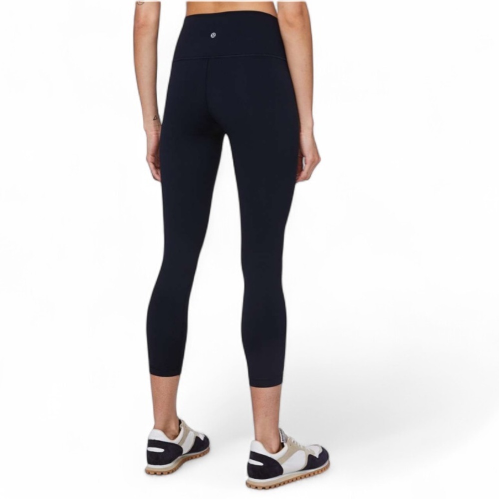 Lululemon I 8 - Picture 9 of 12